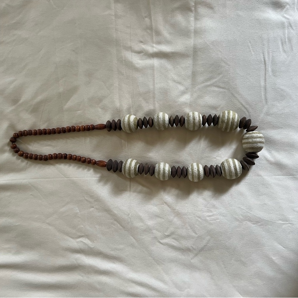 Boho Vintage Striped Chunky Wood Beaded Necklace - Picture 5 of 7